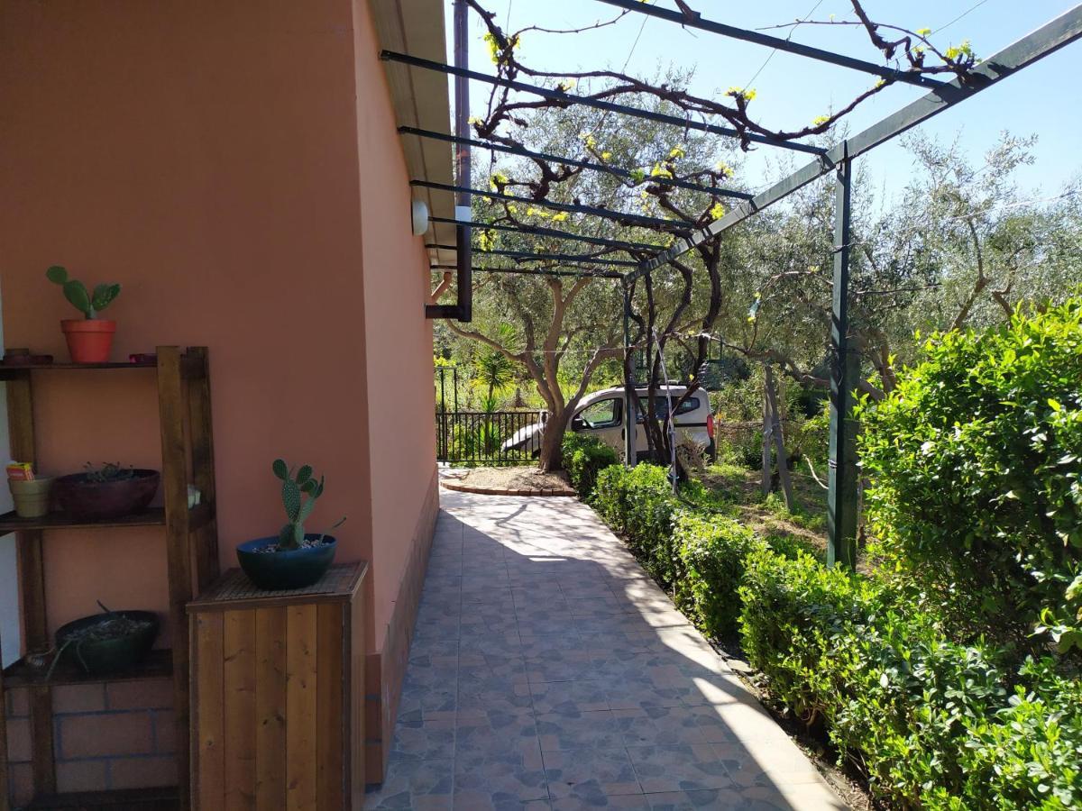 Il Vigneto "Cottage" Gaggi Exterior photo